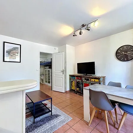 Apartment Mandelieu-La-Napoule Studio *